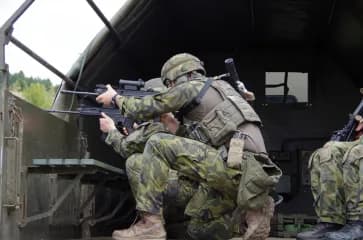 gAat9SZhzR_RO3a1Lg_CN